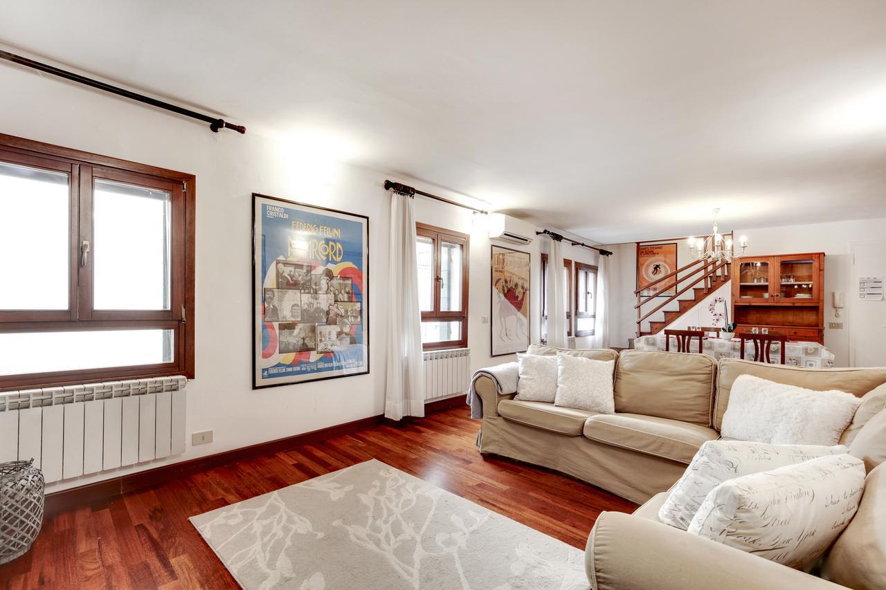 Via Garibaldi-gigli Biennale Terrace By Wonderful Italy Appartement